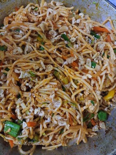 Tasty Chicken Chilli Garlic Noodles cooked by COOX chefs cooks during occasions parties events at home