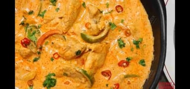 Tasty Red Thai Chicken Curry cooked by COOX chefs cooks during occasions parties events at home