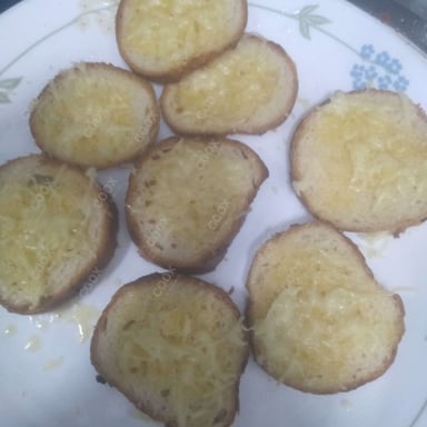 Delicious Garlic Bread with Cheese prepared by COOX