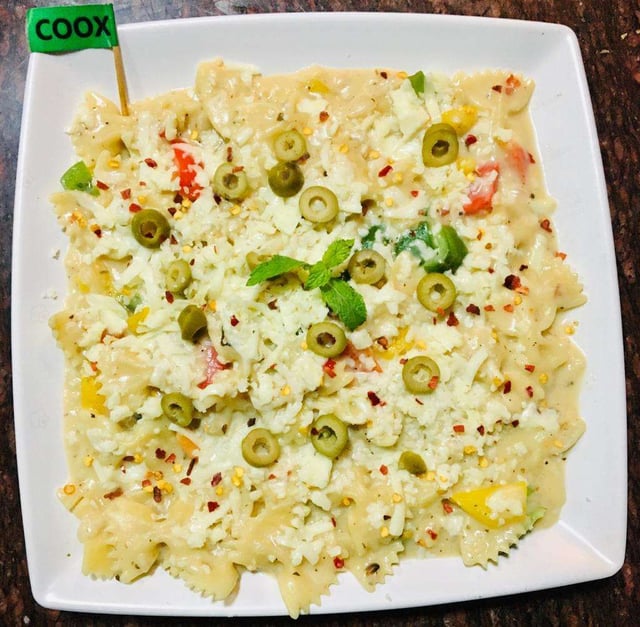 Delicious Pasta in White Sauce prepared by COOX