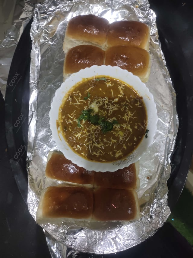 Delicious Pav Bhaji prepared by COOX