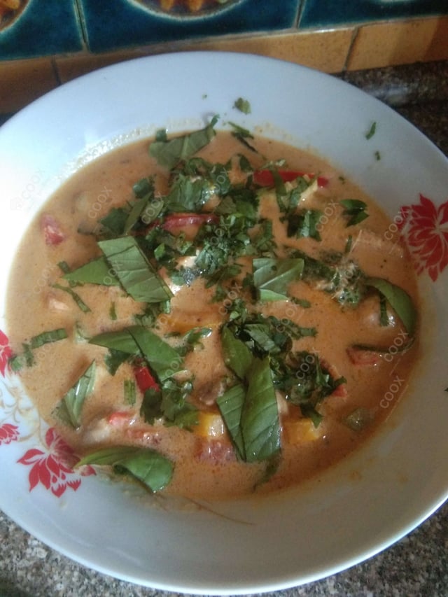 Delicious Red Thai Curry prepared by COOX