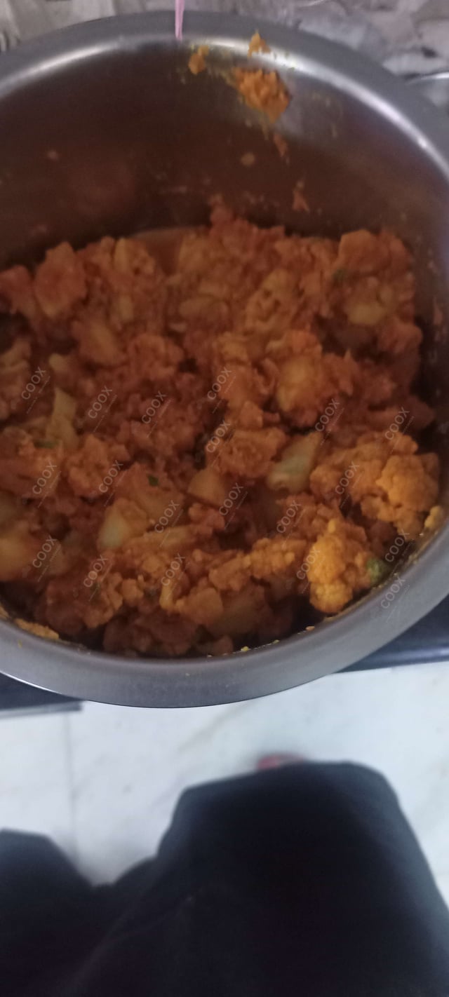 Delicious Aloo Gobhi prepared by COOX