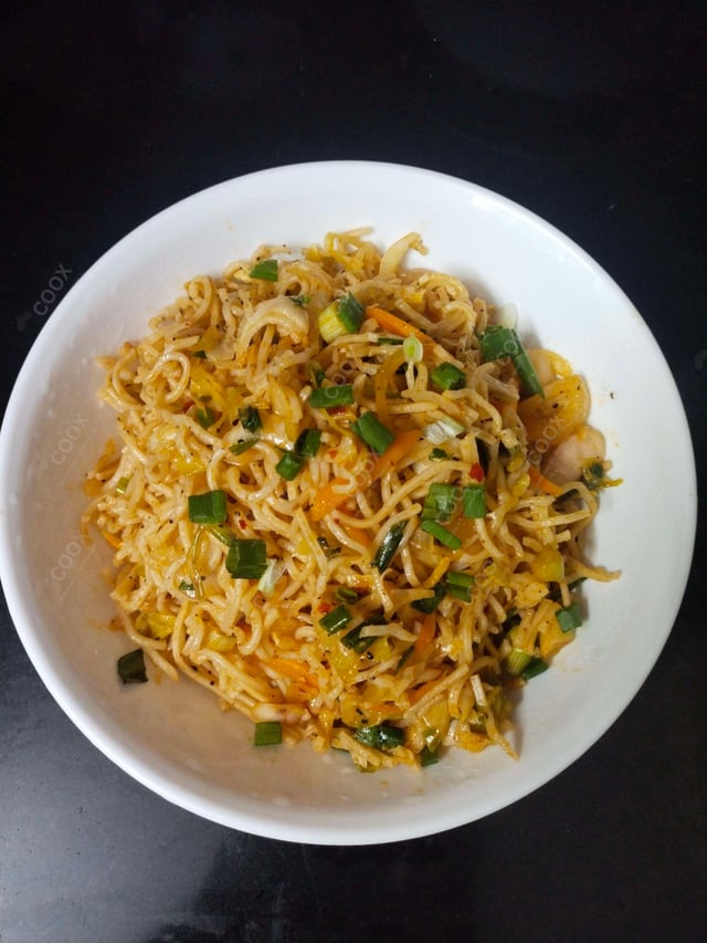 Delicious Chicken Hakka Noodles prepared by COOX