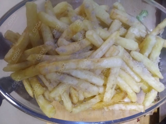 Delicious French Fries prepared by COOX