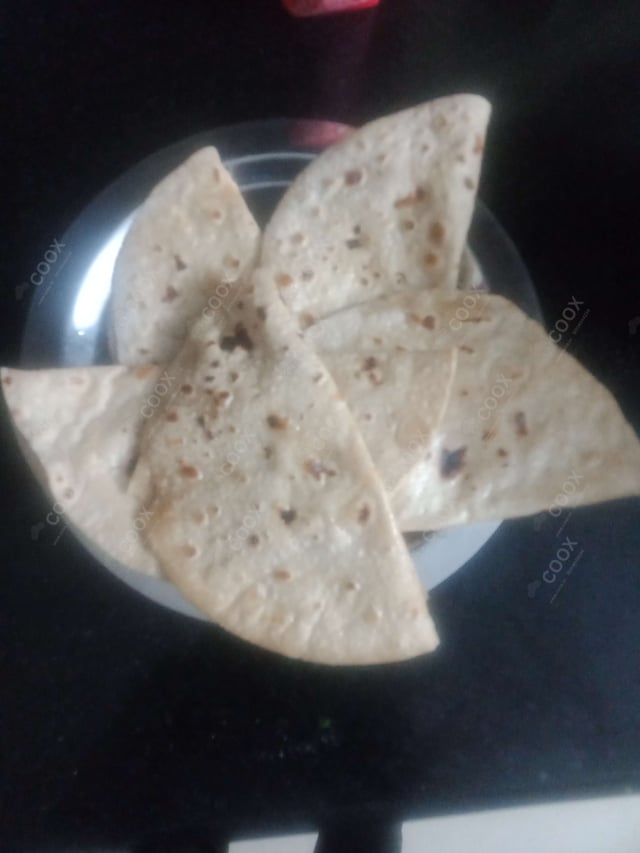 Delicious Tawa Rotis prepared by COOX