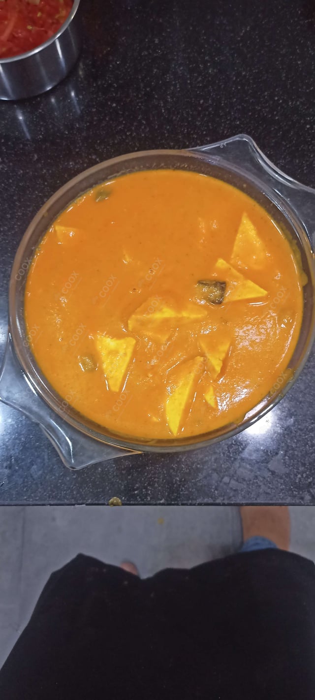 Delicious Shahi Paneer prepared by COOX