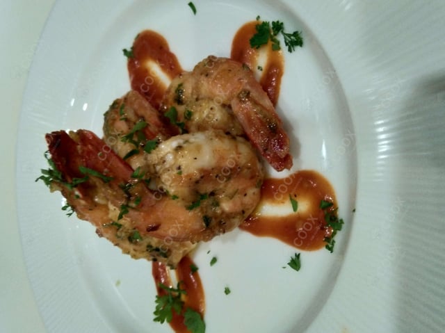 Delicious Butter Garlic Prawns prepared by COOX