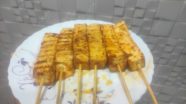 Delicious Paneer Shashlik prepared by COOX