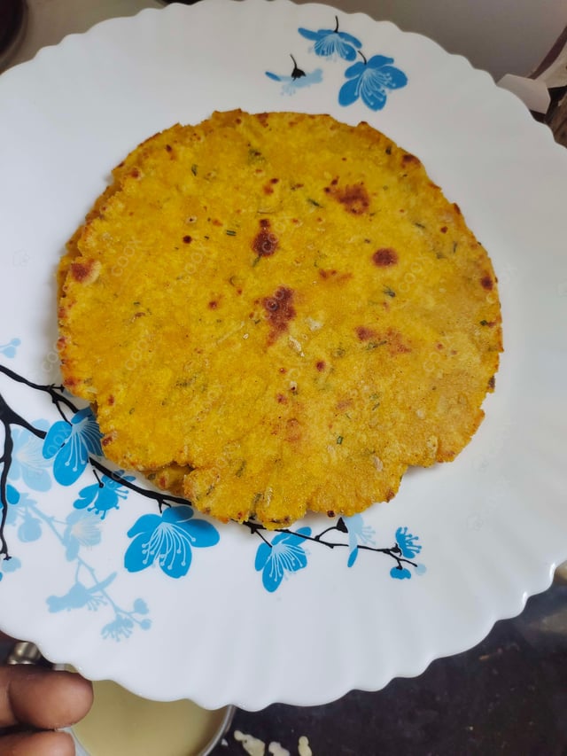 Delicious Makki ki Rotis prepared by COOX