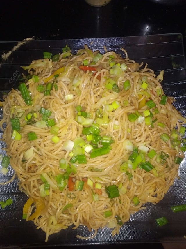 Delicious Chilly Garlic Noodles prepared by COOX