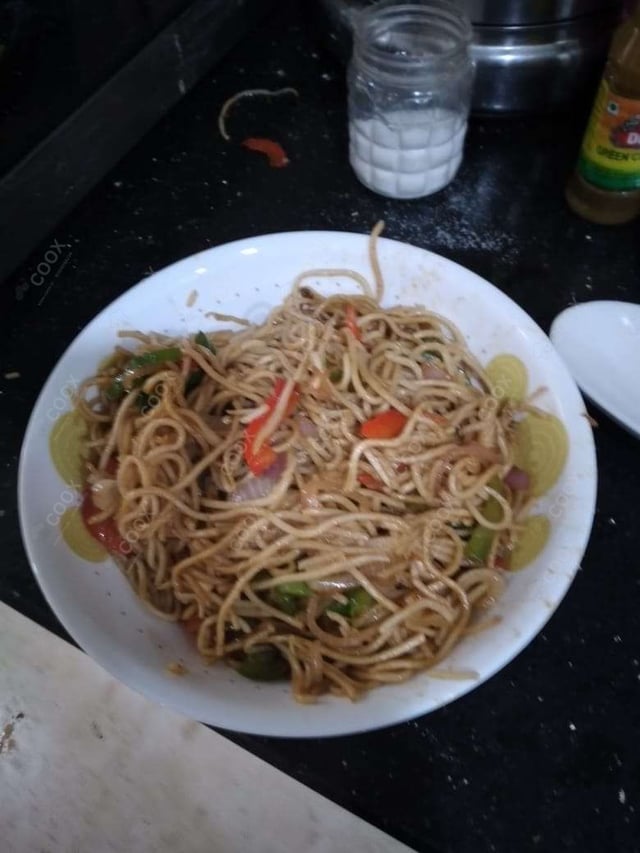 Delicious Veg Hakka Noodles prepared by COOX