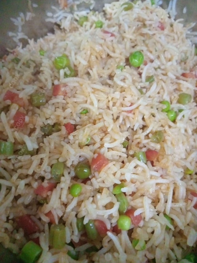 Delicious Veg Fried Rice prepared by COOX