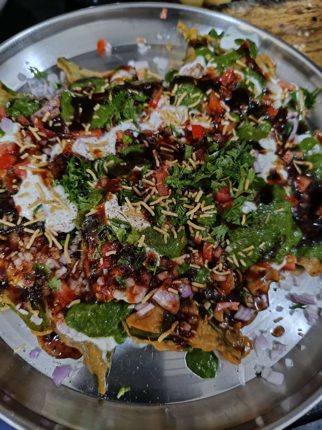 Delicious Palak Papdi Chaat prepared by COOX