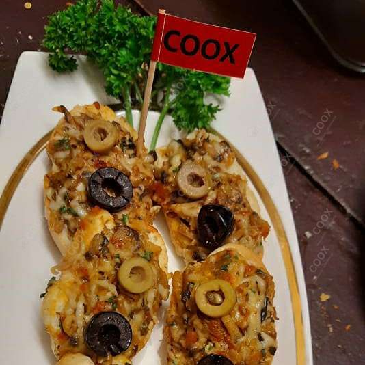 Delicious Tomato Mushroom Bruschetta prepared by COOX