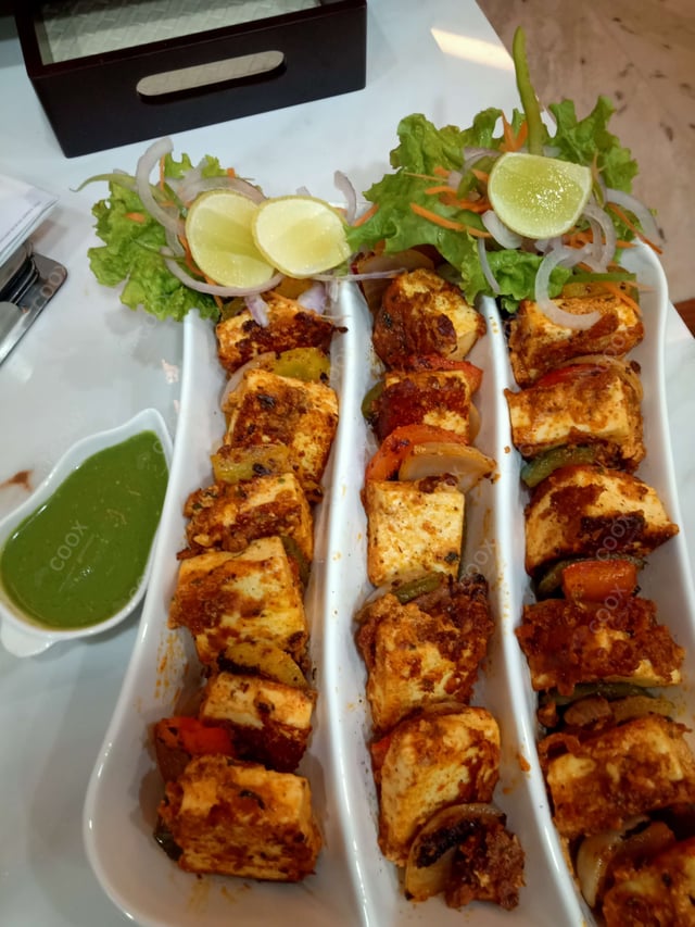 Delicious Paneer Tikka prepared by COOX