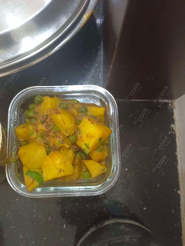 Delicious Aloo Gobhi prepared by COOX