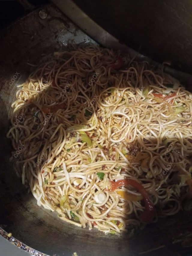 Delicious Chilli Garlic Noodles prepared by COOX