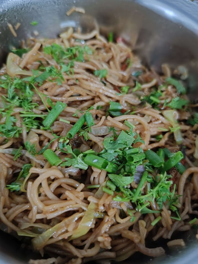 Delicious Veg Hakka Noodles prepared by COOX