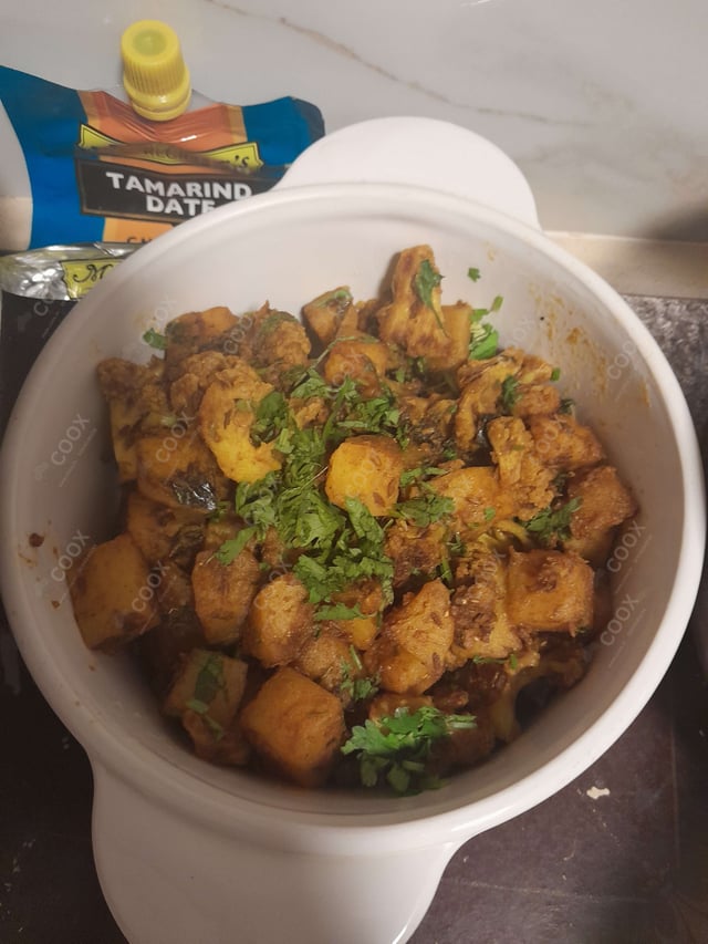 Delicious Aloo Gobhi prepared by COOX