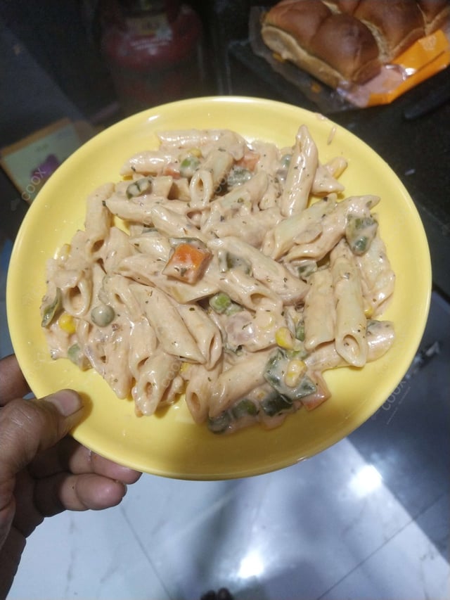 Delicious Pasta in White Sauce prepared by COOX