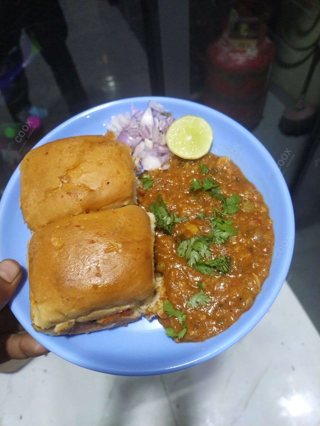 Delicious Pav Bhaji prepared by COOX