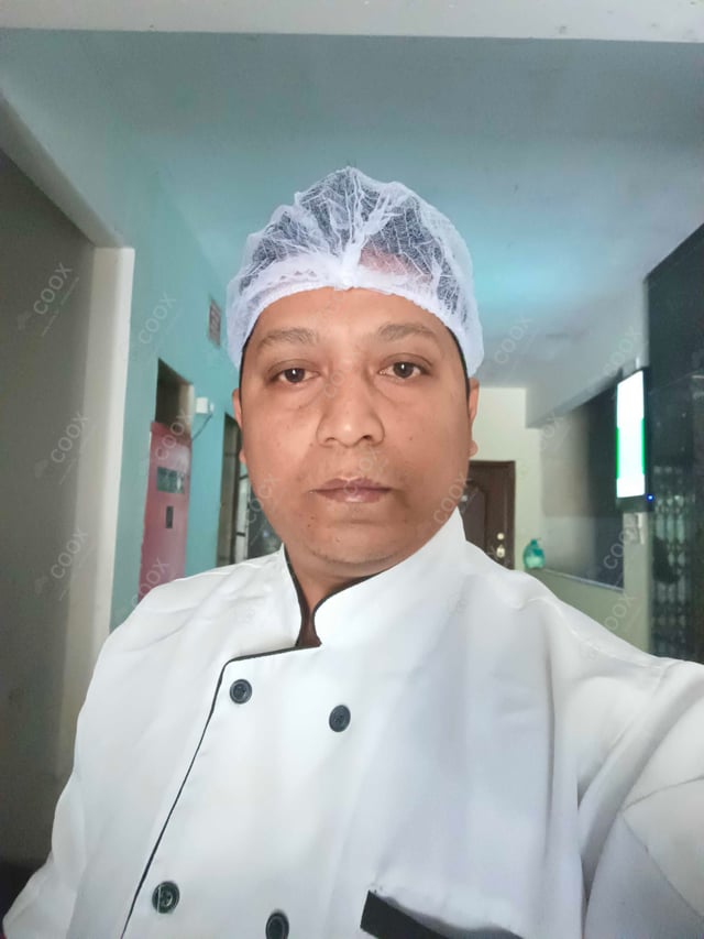 Chef from COOX at bookings. Professional cooks chefs at home