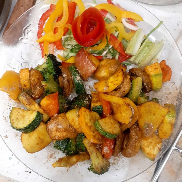 Delicious Grilled Vegetables prepared by COOX