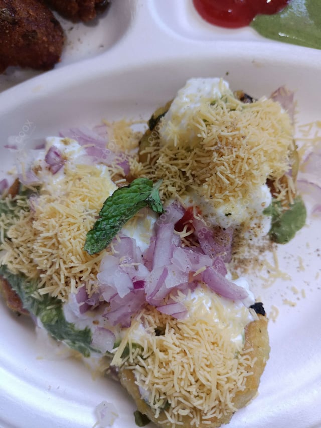 Delicious Aloo Tikki Chaat prepared by COOX