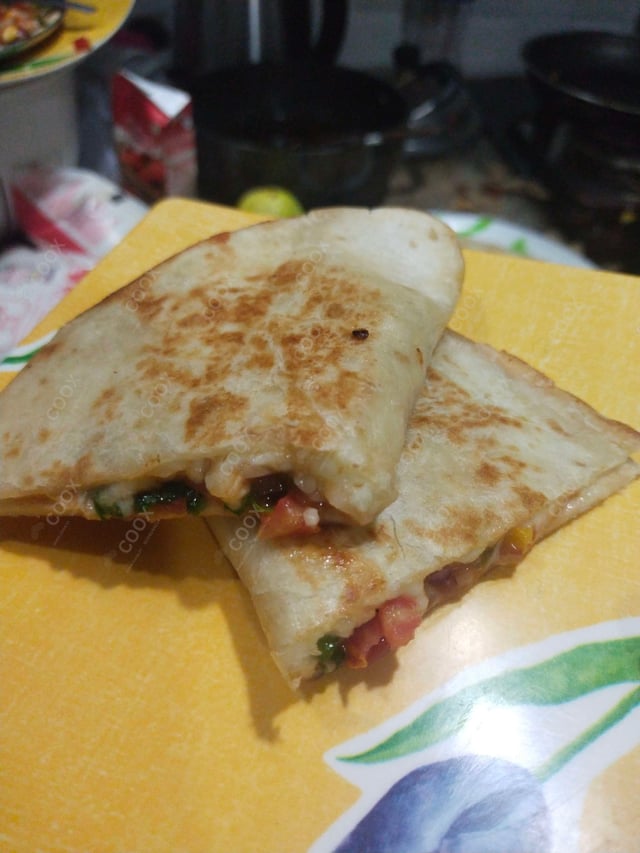 Delicious Veg Quesadillas prepared by COOX