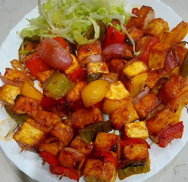 Delicious Paneer Shashlik prepared by COOX