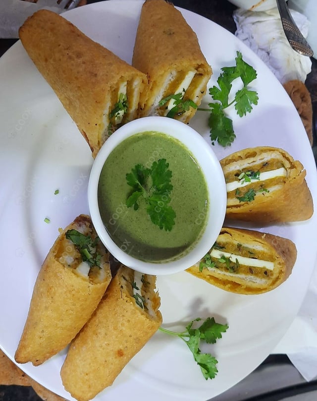 Delicious Bread Pakode prepared by COOX