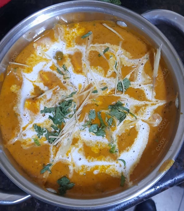 Delicious Matar Paneer prepared by COOX