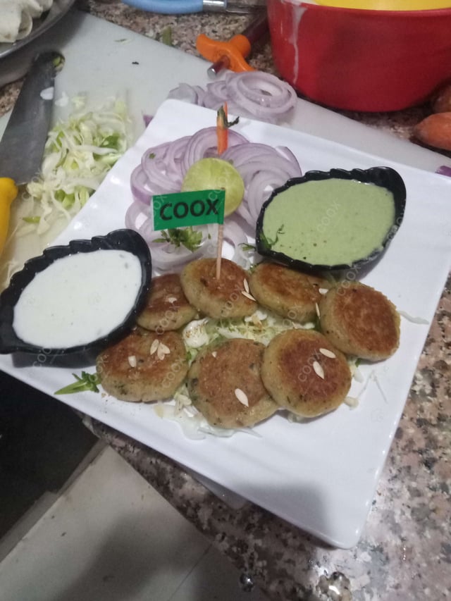 Delicious Aloo Tikki Chaat prepared by COOX