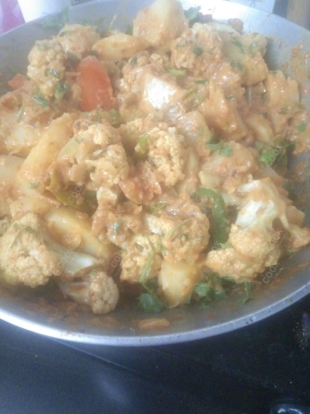 Delicious Aloo Gobhi prepared by COOX