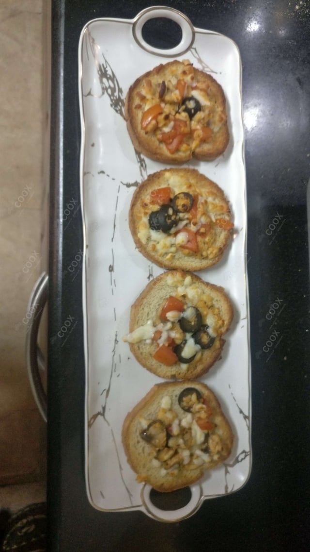 Delicious Tomato Mushroom Bruschetta prepared by COOX