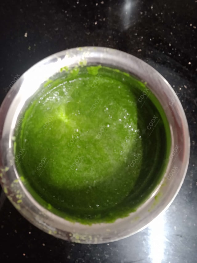 Delicious Green Chutney prepared by COOX