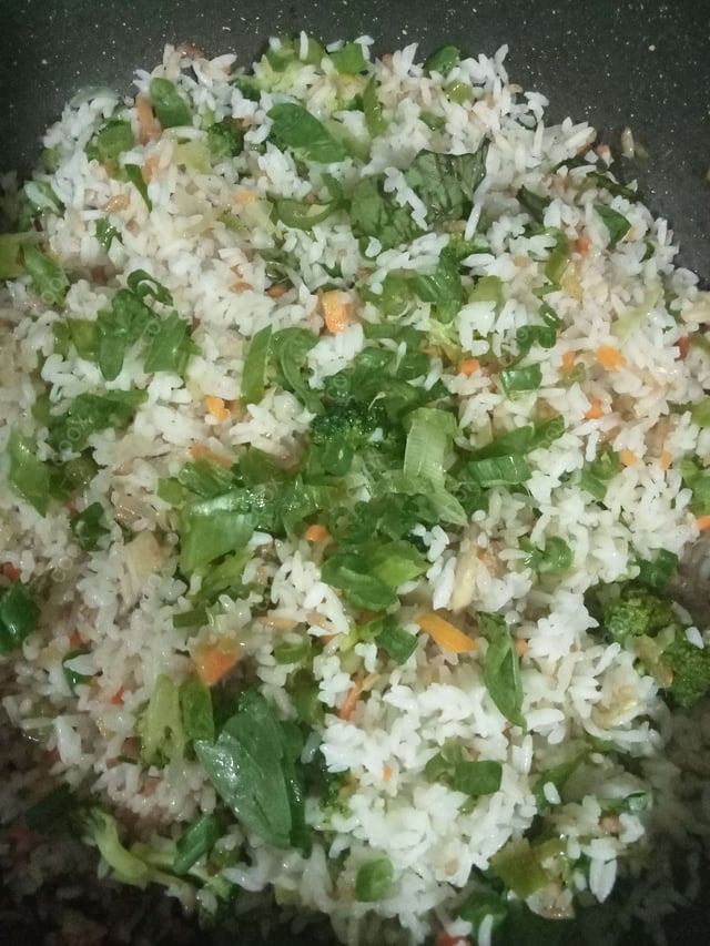 Delicious Veg Fried Rice prepared by COOX