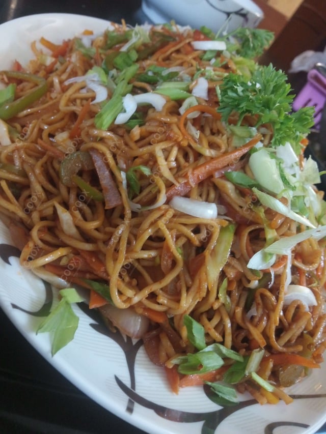 Delicious Chilly Garlic Noodles prepared by COOX