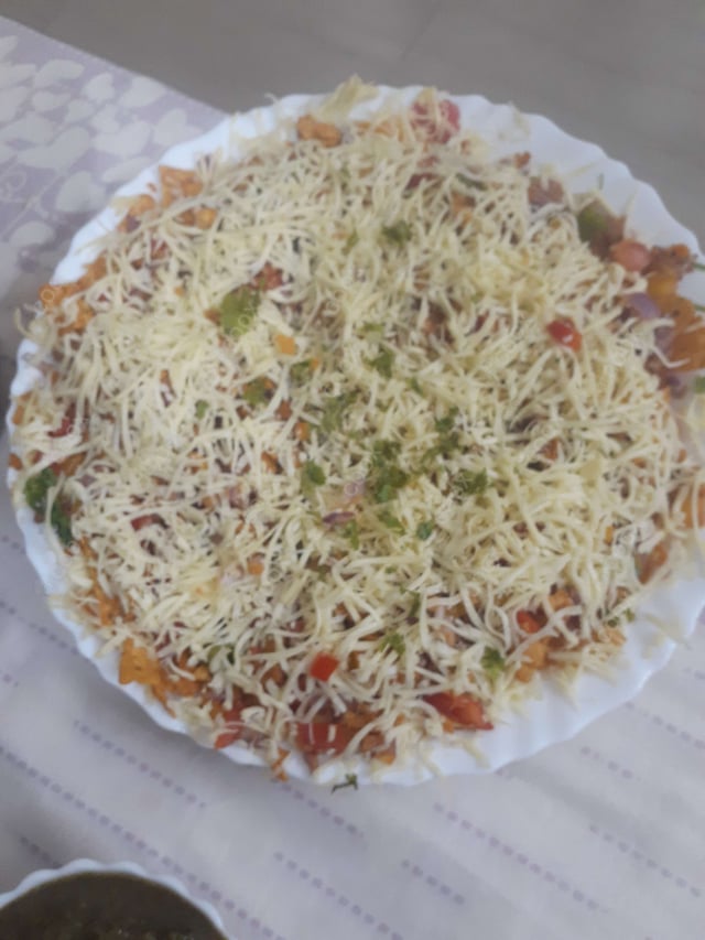 Delicious Cheese Nachos prepared by COOX