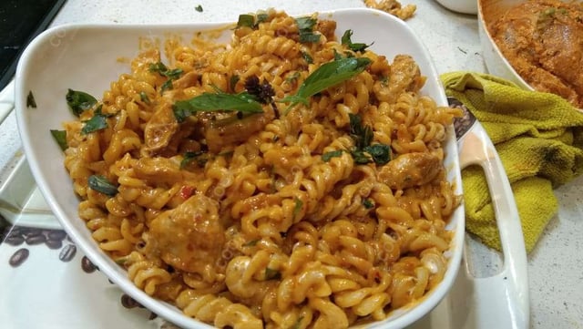 Delicious Chicken Pasta in Mix Sauce prepared by COOX