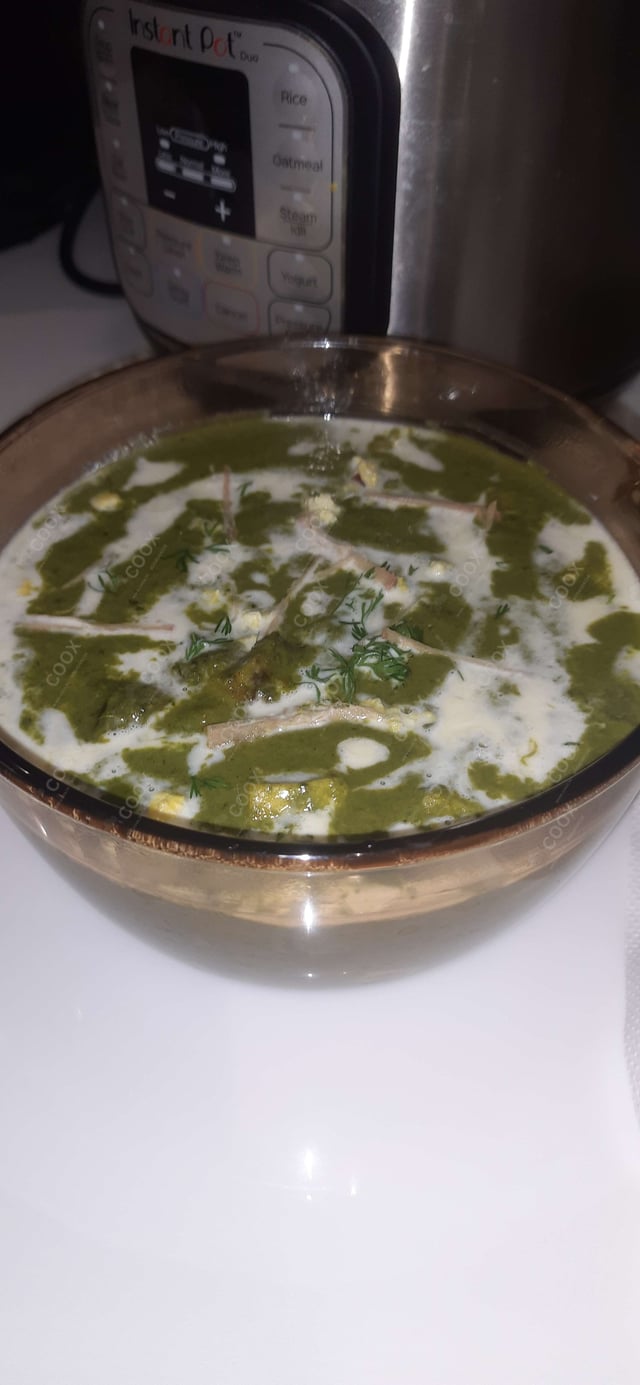 Delicious Palak Paneer prepared by COOX