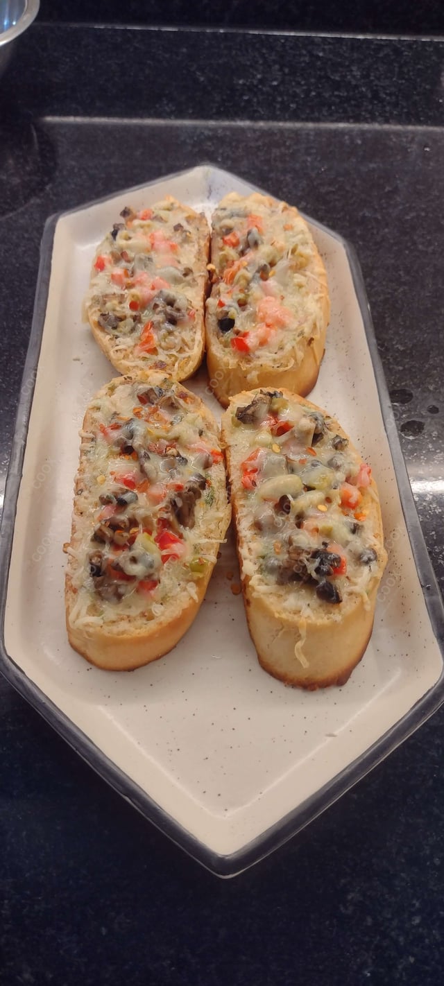 Delicious Tomato Mushroom Bruschetta prepared by COOX