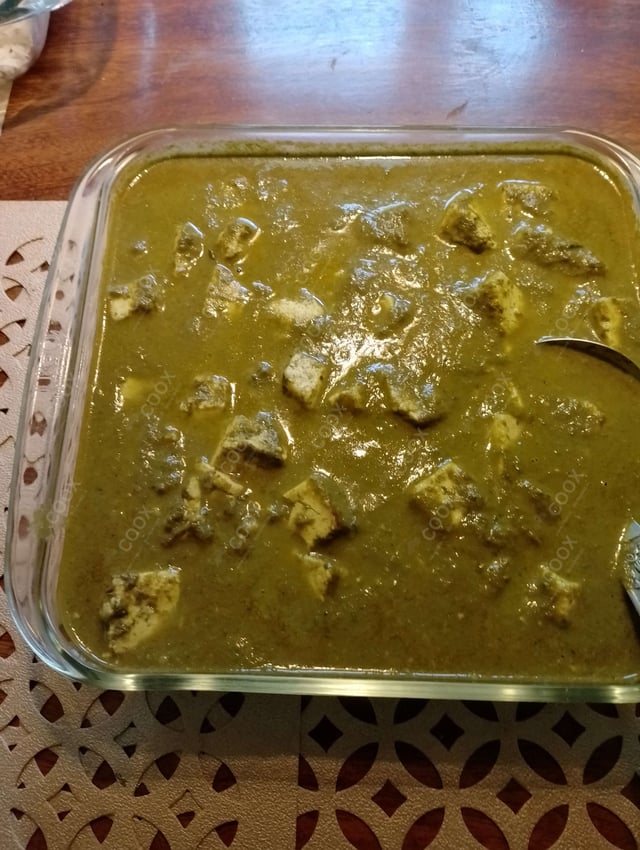 Delicious Palak Paneer prepared by COOX