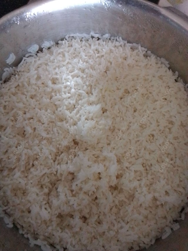 Delicious Steamed Rice prepared by COOX