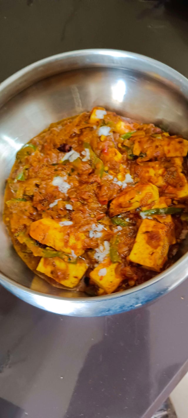 Delicious Kadhai Paneer prepared by COOX