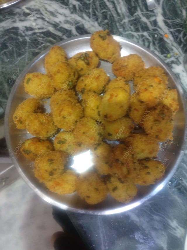 Delicious Veg Cutlets prepared by COOX