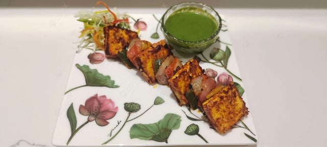 Delicious Paneer Tikka prepared by COOX