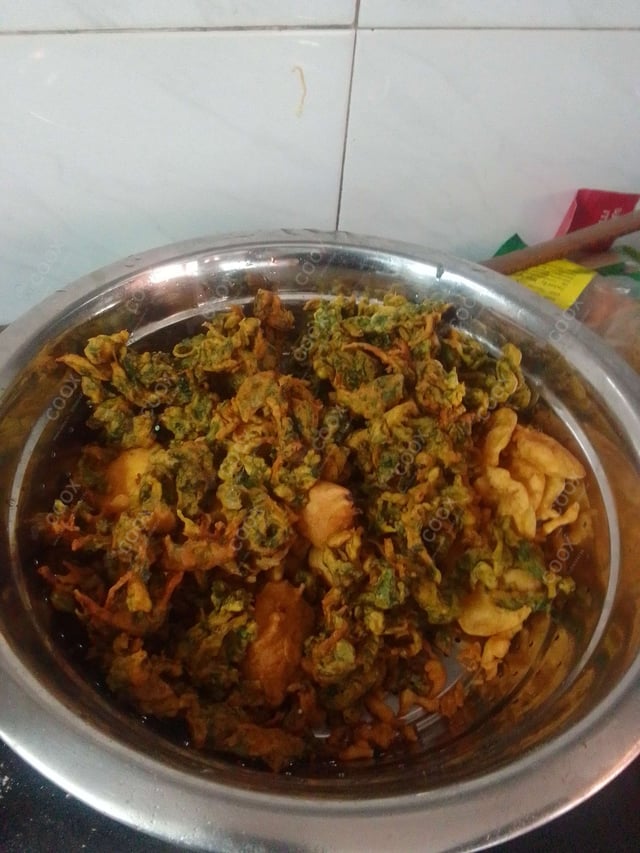 Delicious Mix Pakode prepared by COOX