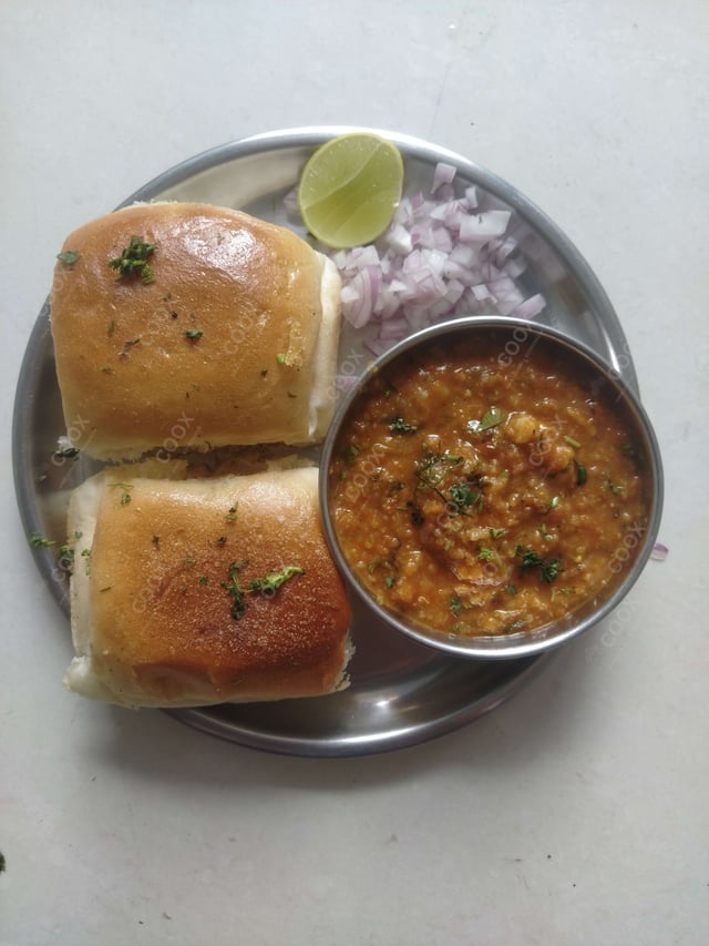 Delicious Pav Bhaji prepared by COOX